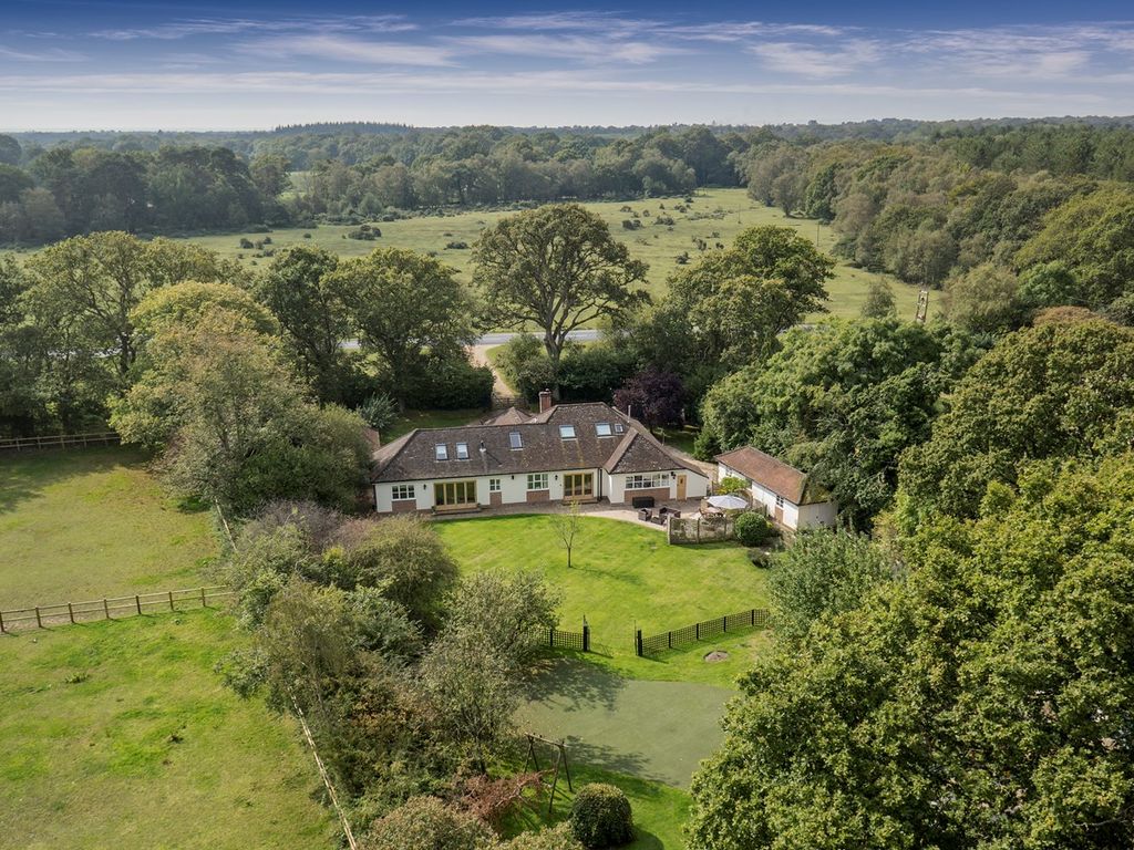 5 bed detached house for sale in Holmsley Road, Wootton BH25, £1,195,000