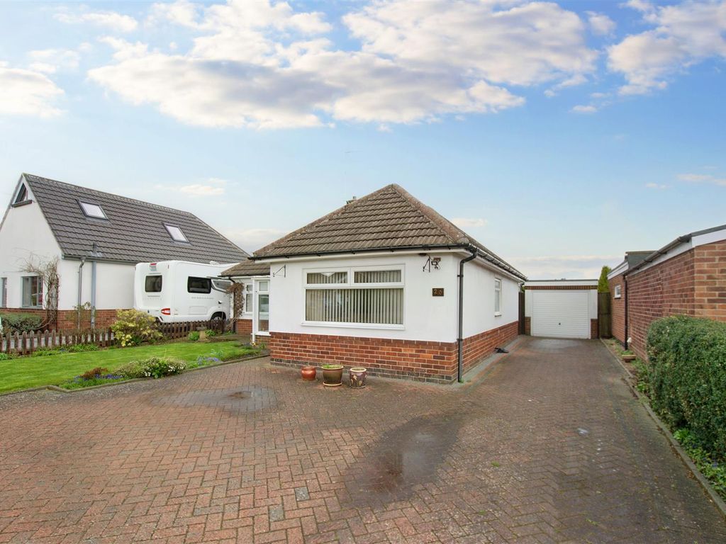 2 bed bungalow for sale in Milton Crescent, Attenborough, Nottingham NG9, £365,000