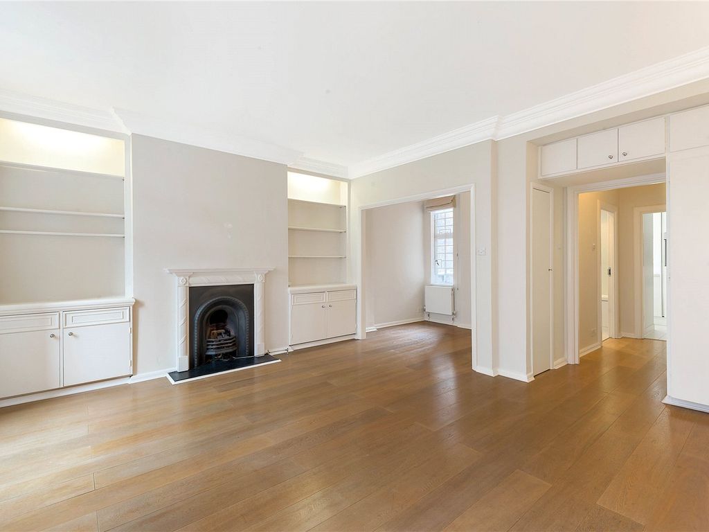 1 bed flat for sale in Jubilee Place, London SW3, £660,000