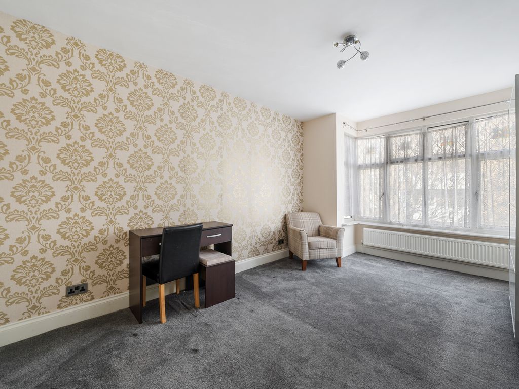 3 bed terraced house for sale in Biddestone Road, London N7, £1,000,000