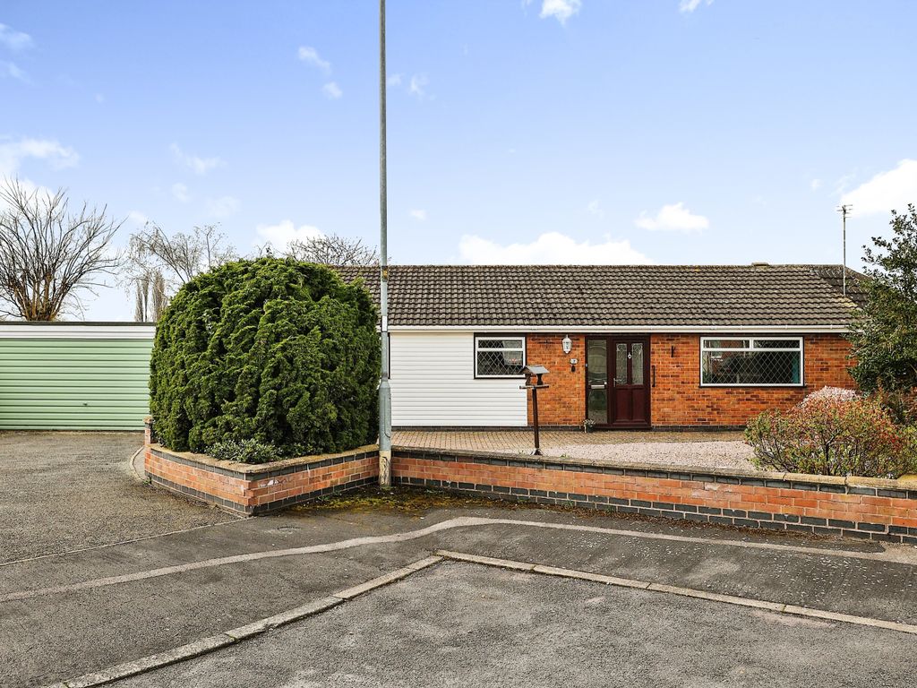 4 bed bungalow for sale in Hickling Drive, Sileby, Loughborough, Leicestershire LE12, £375,000