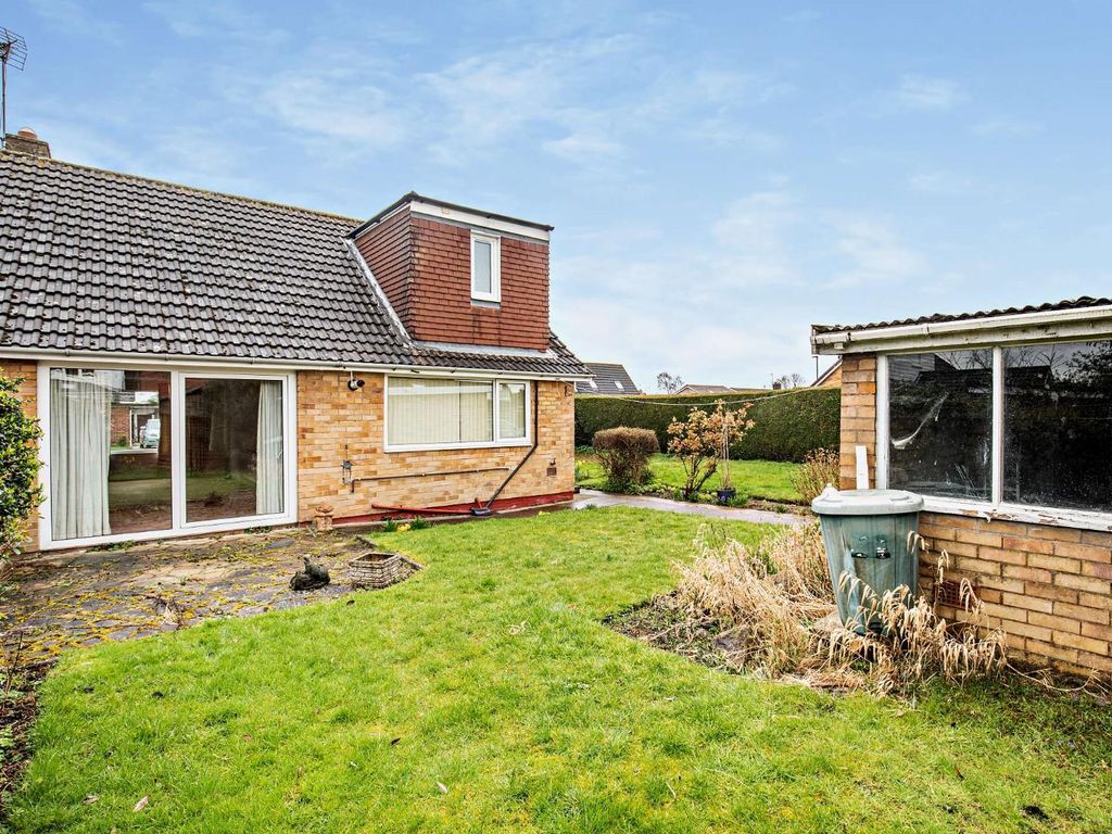 3 bed semi-detached bungalow for sale in Beech Avenue, Bishopthorpe, York YO23, £350,000