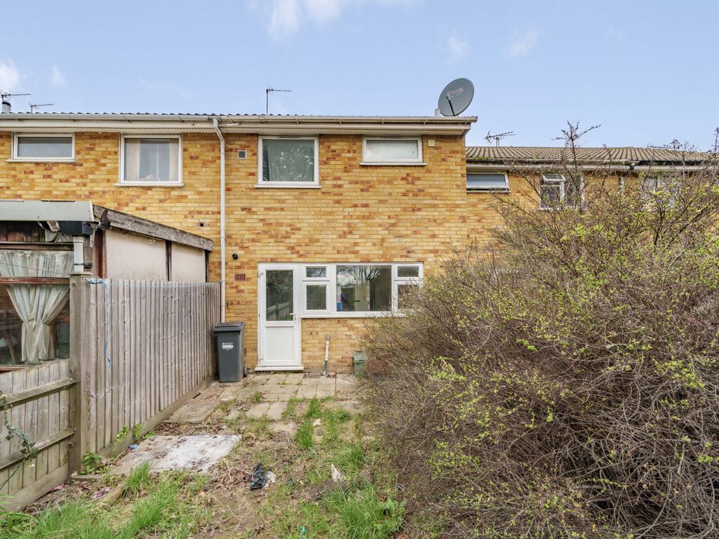 3 bed terraced house for sale in Channel Close, Heston, Hounslow TW5, £459,950