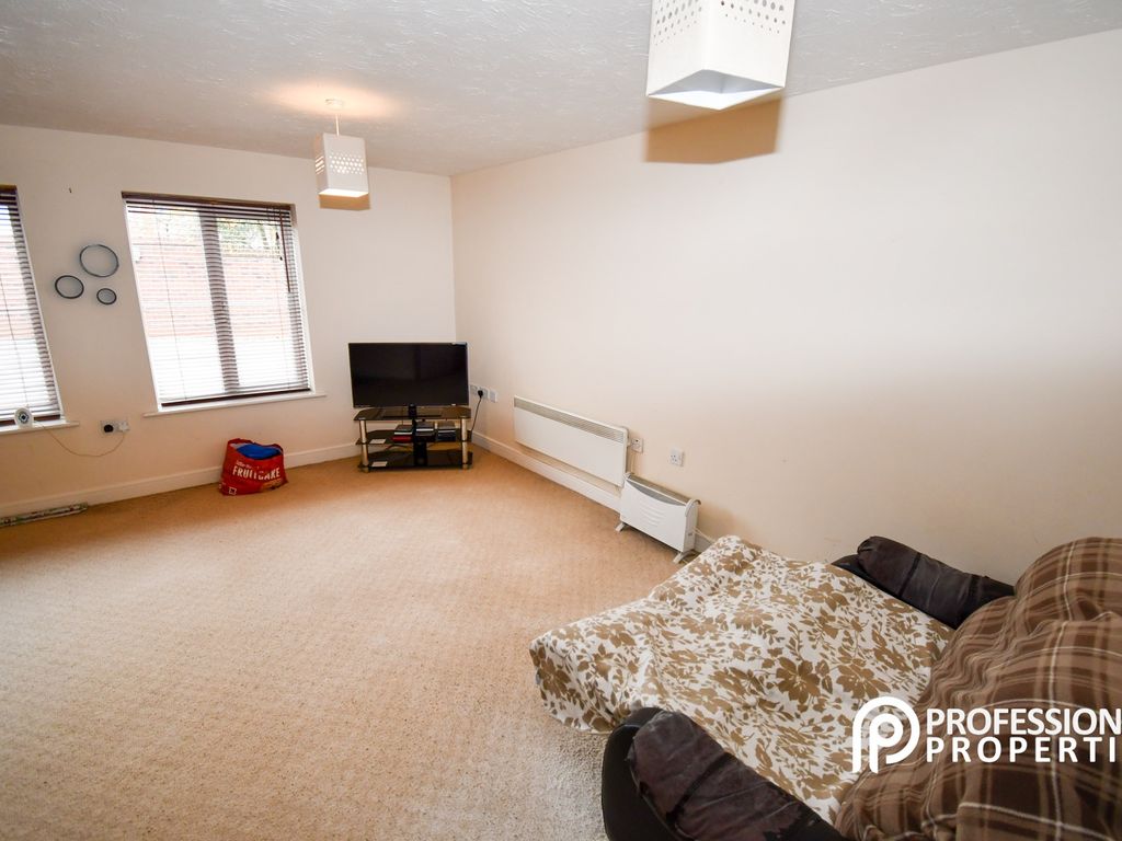 1 bed flat for sale in Duesbury Place, Mickleover, Derby, Derbyshire DE3, £107,500