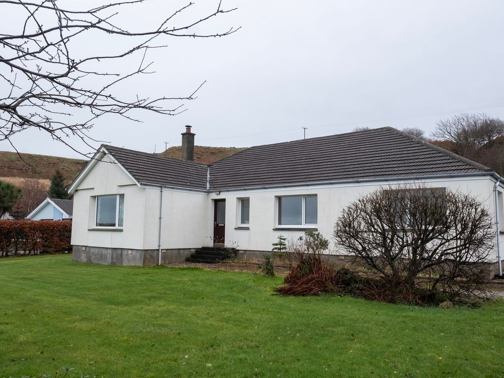 4 bed detached bungalow for sale in Muasdale, Tarbert PA29, £285,000