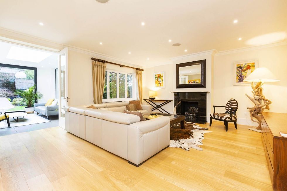 5 bed town house to rent in Barnet Gate Lane, Arkley, Barnet EN5, £5,503 pcm