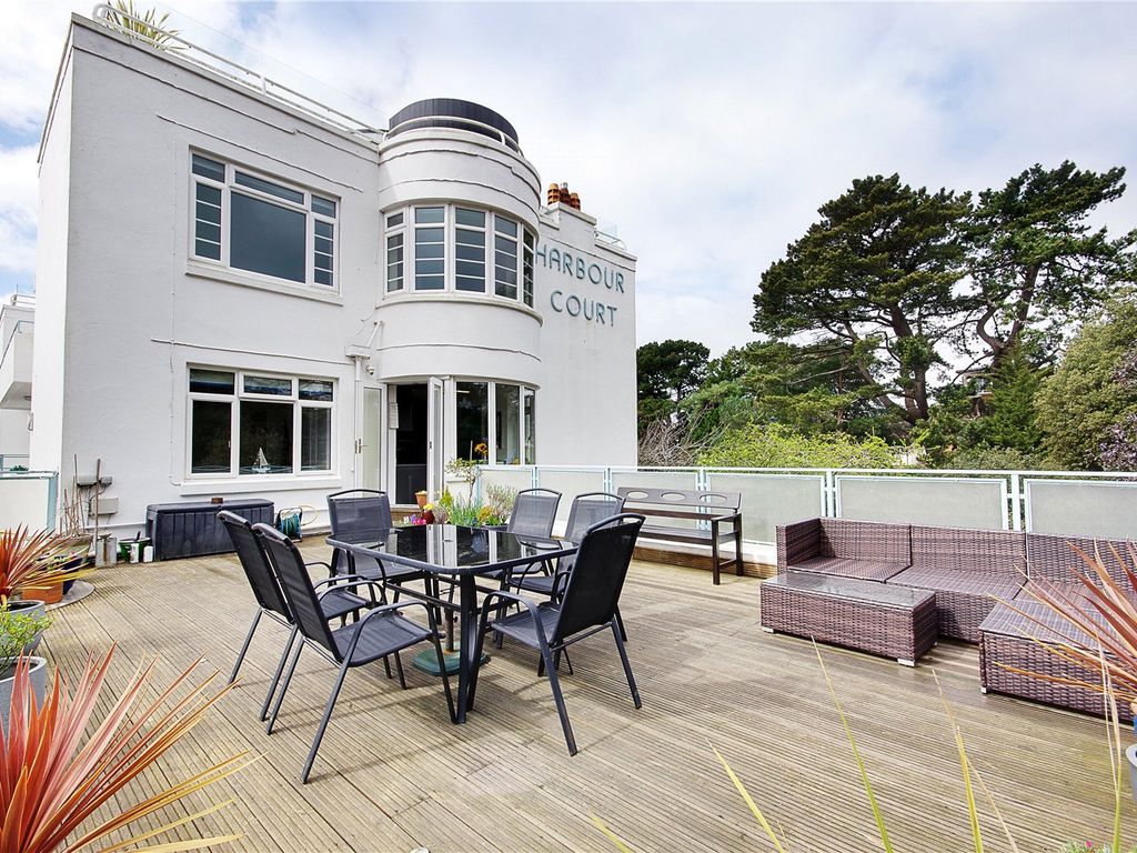 3 bed flat for sale in Chaddesley Glen, Canford Cliffs, Poole, Dorset BH13, £795,000