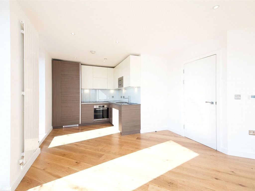 1 bed flat for sale in Molesworth Street, London SE13, £350,000
