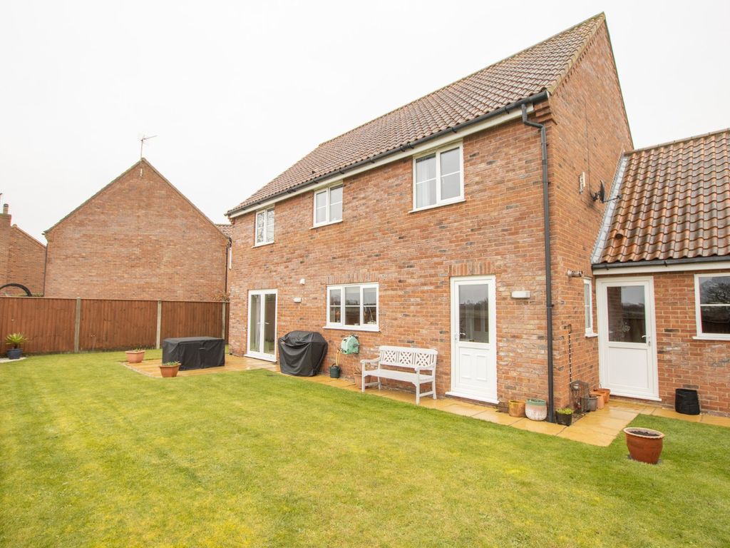 4 bed detached house for sale in Lord Nelson Close, Beeston, King's Lynn PE32, £475,000