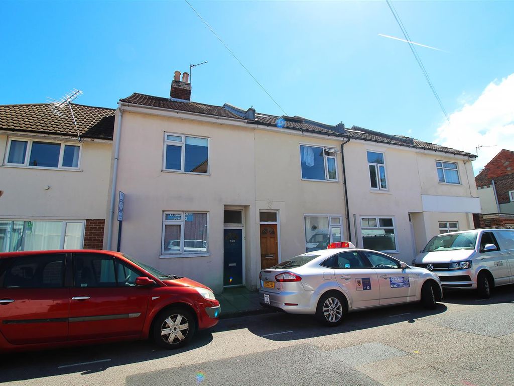 5 bed terraced house to rent in Fawcett Road, Southsea PO4, £2,850 pcm