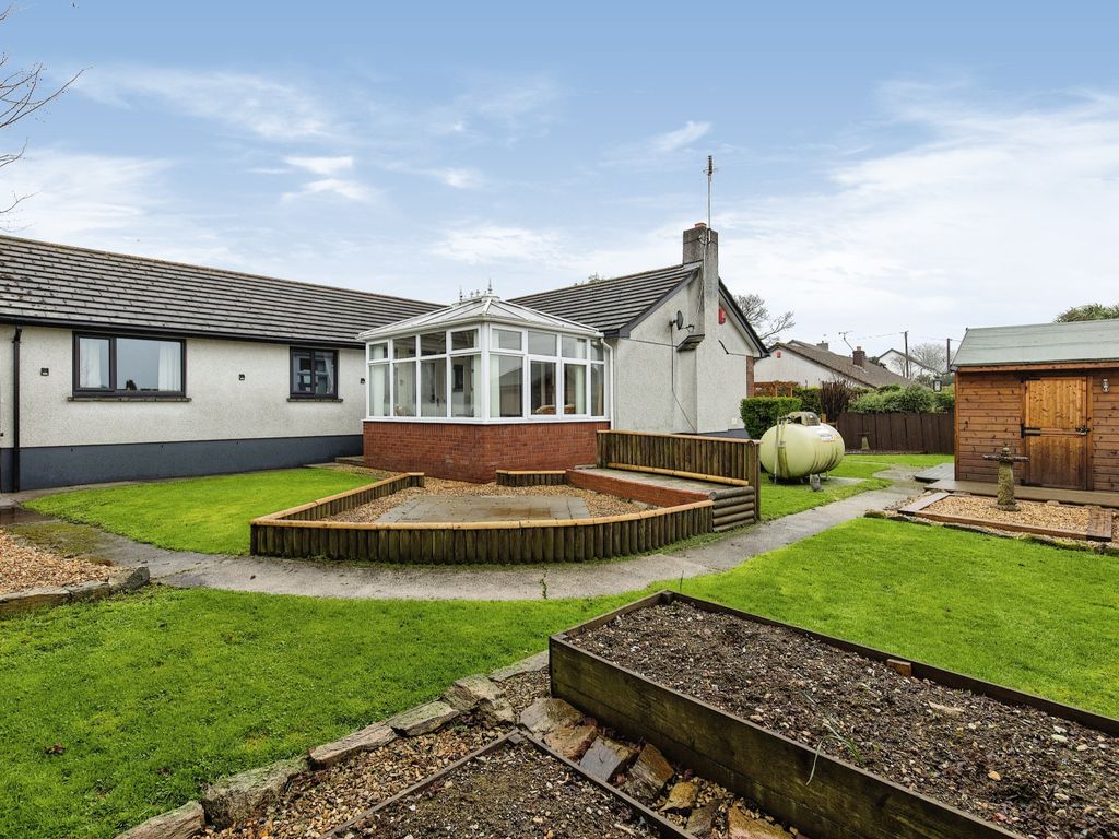 4 bed detached bungalow for sale in Tye Hill Close, St. Austell PL25, £545,000
