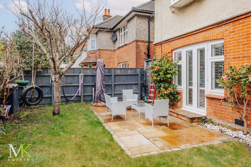6 bed detached house for sale in St. Albans Avenue, Bournemouth BH8, £800,000