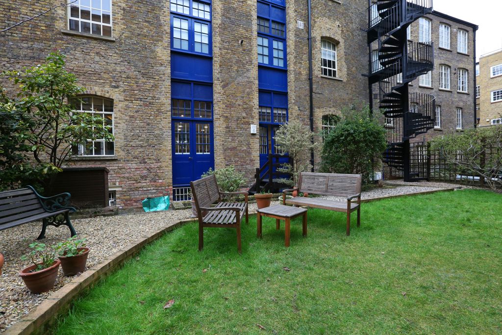 Office to let in The Canvas House, Jubilee Yard, Queen Elizabeth Street, Tower Bridge, London SE1, £79,000 pa
