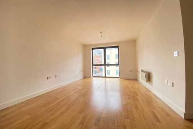 2 bed flat to rent in Waterloo Street, Leeds LS10, £965 pcm