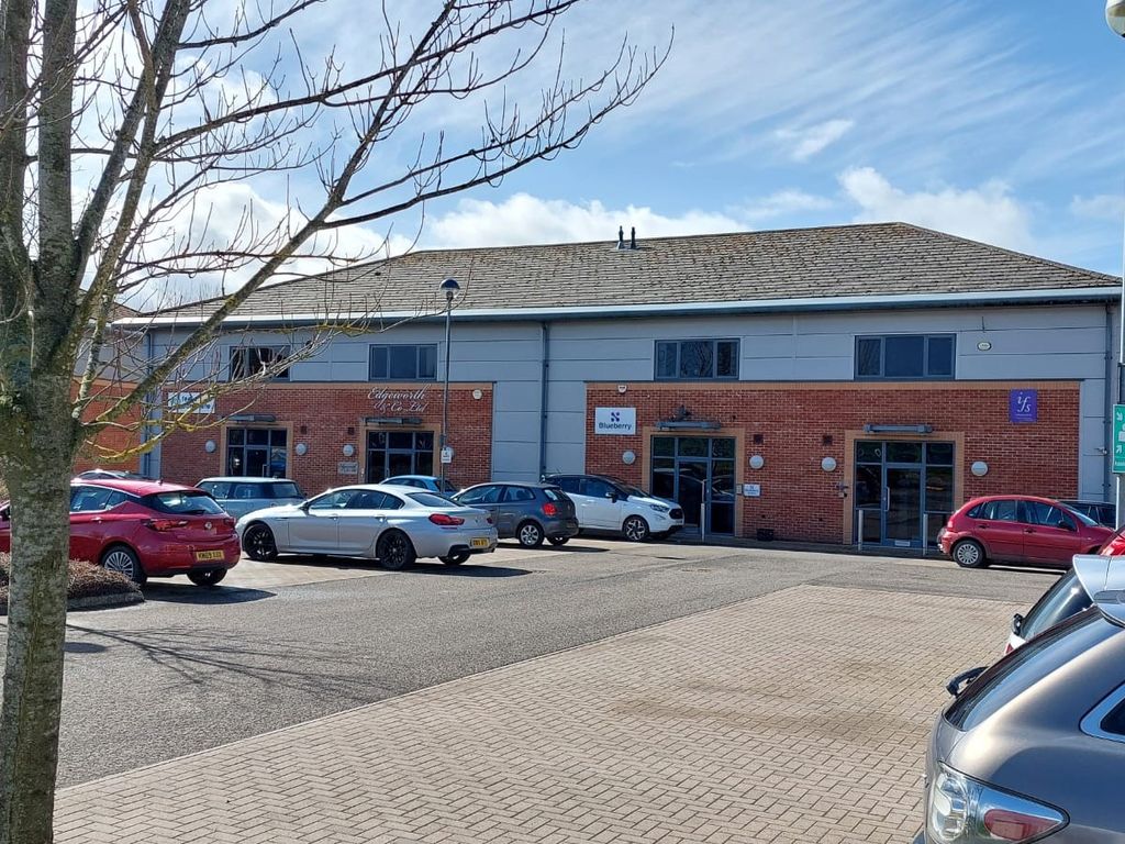 Office to let in Sperry Way, Stonehouse GL10, £32,760 pa