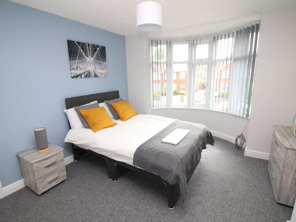 Room to rent in Cliff Gardens, Scunthorpe DN15, £433 pcm