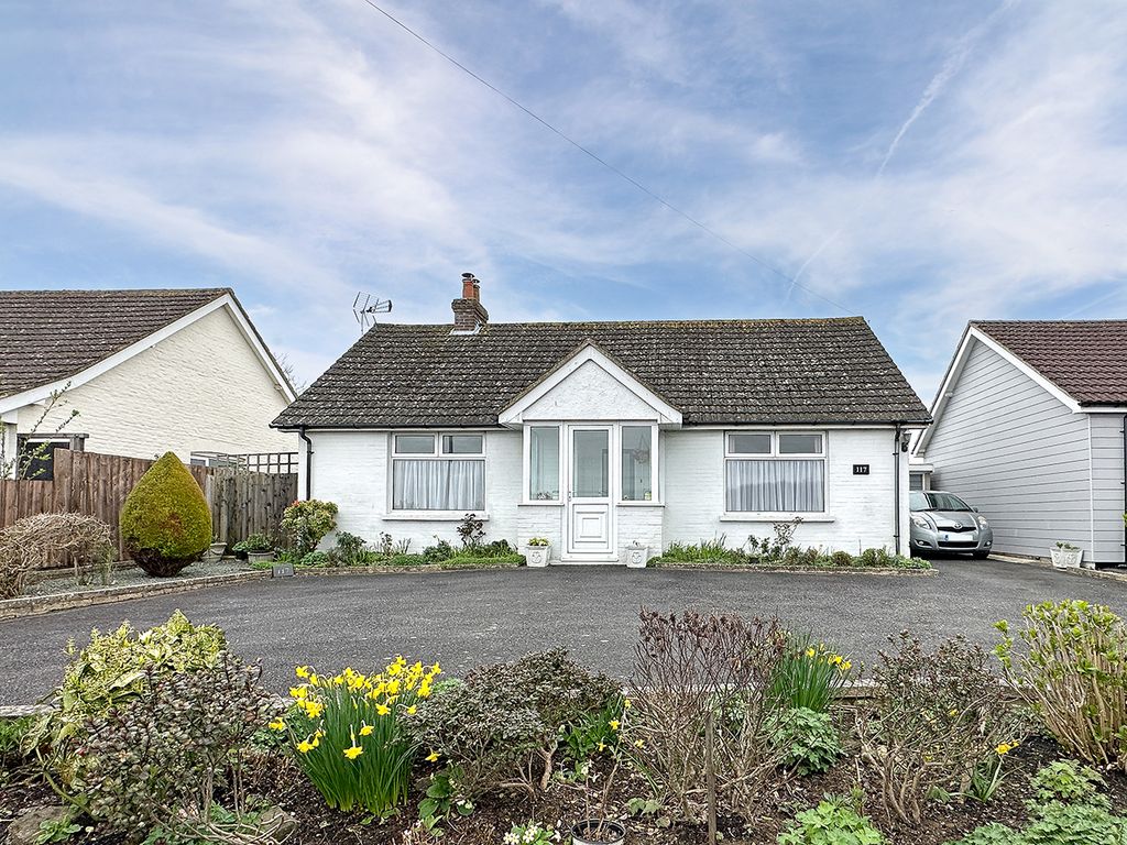 2 bed detached bungalow for sale in Birdham Road, Chichester PO20, £475,000