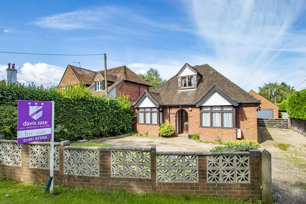 3 bed detached house for sale in Goffs Hill, Crays Pond, Reading, Oxfordshire RG8, £650,000