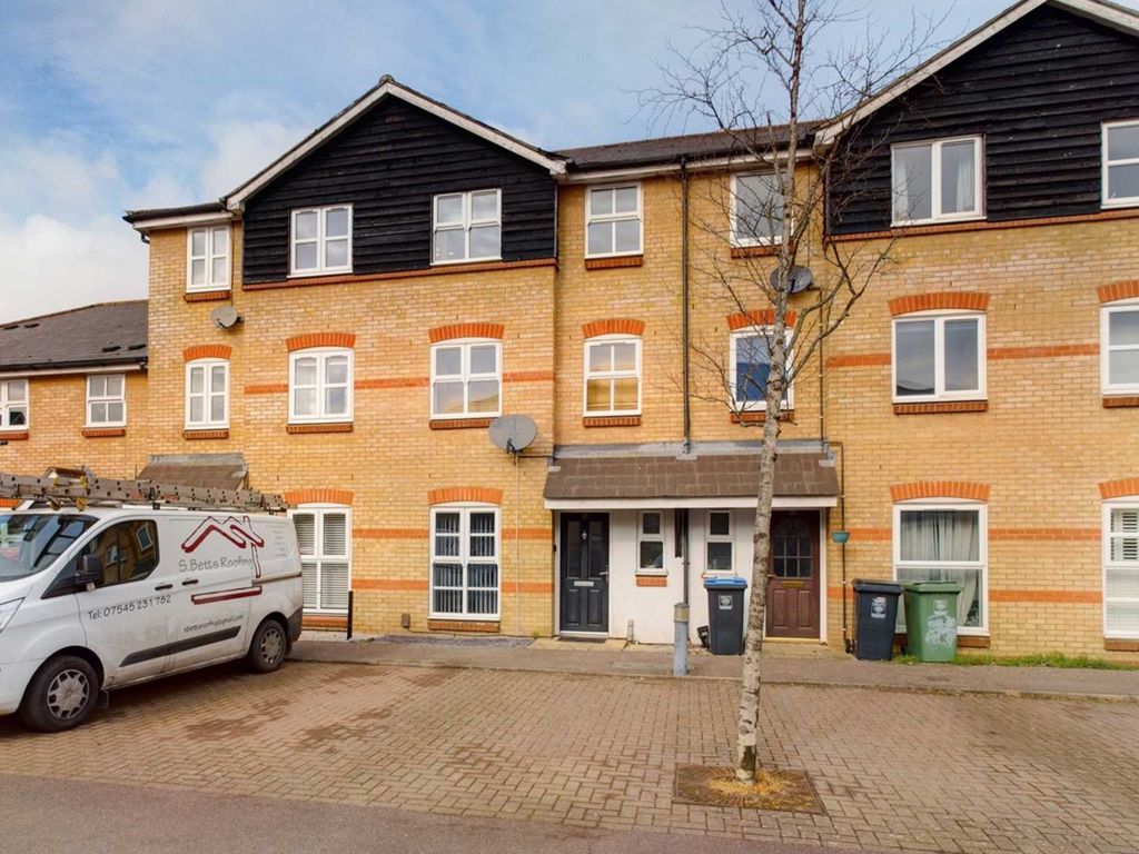 3 bed property for sale in Crown Walk, Apsley Lock HP3, £580,000