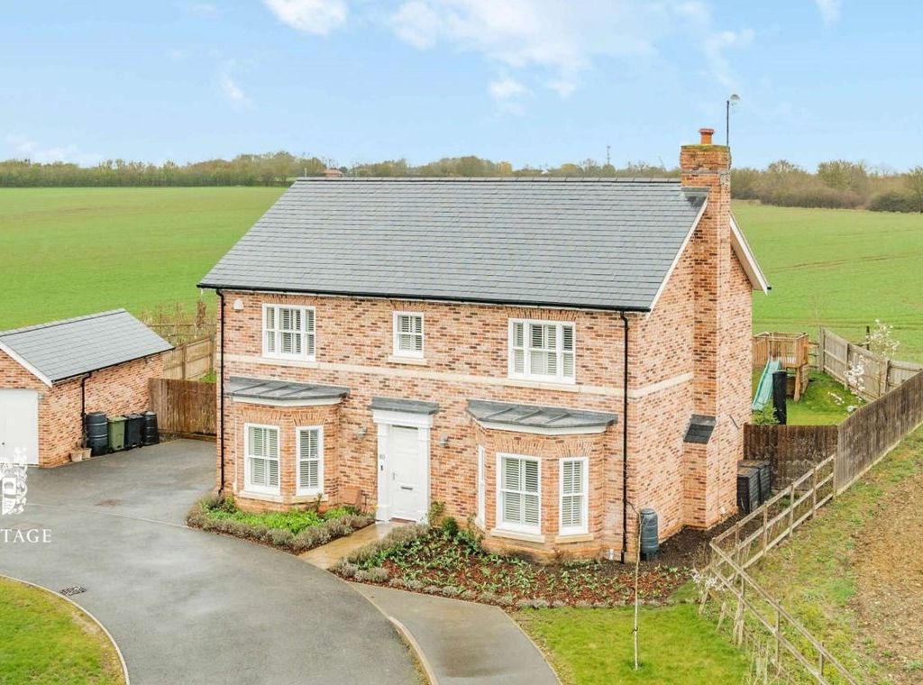 4 bed detached house for sale in Tilkey Road, Coggeshall CO6, £850,000