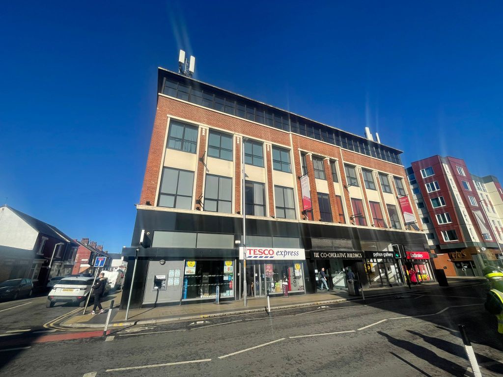 Office to let in Linthorpe Road, Middlesbrough TS1, Non quoting