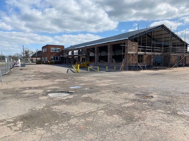 Industrial to let in Atherstone Road, Atherstone CV9, £145,000 pa