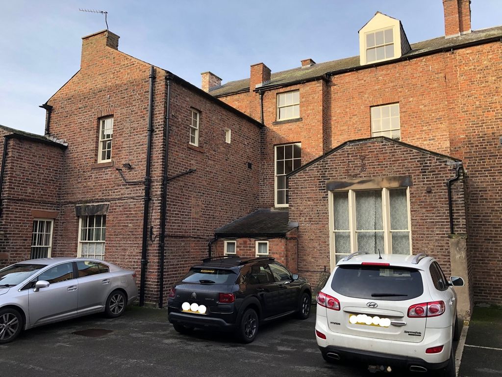 Commercial property to let in Victoria Place, 1, Carlisle CA1, £22,000 pa
