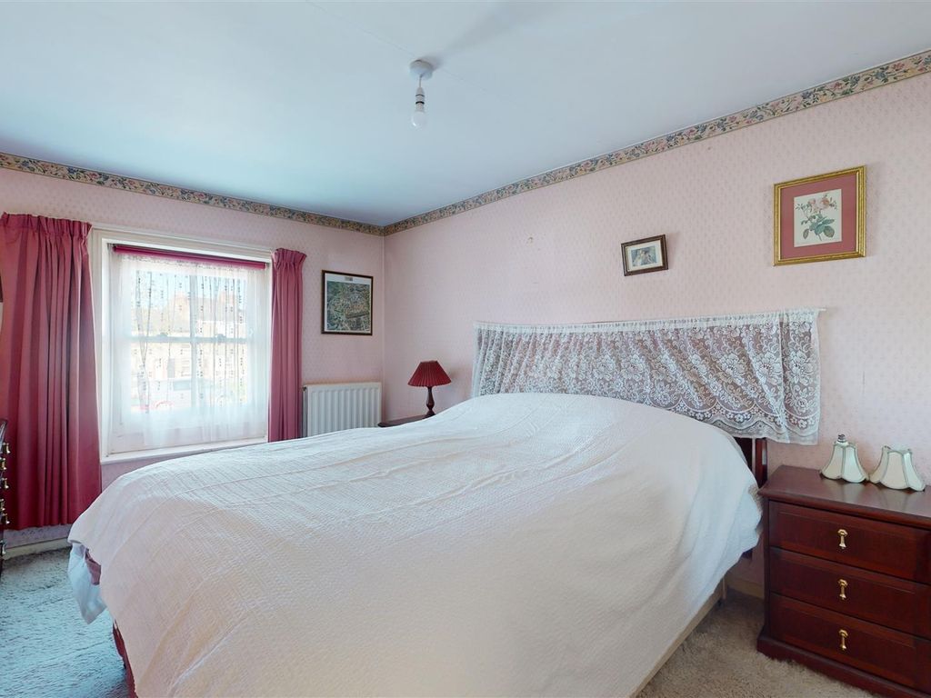 3 bed property for sale in Easton Street, Easton, Portland DT5, £250,000