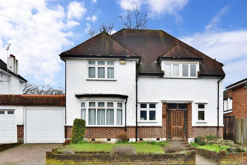 4 bed detached house for sale in Sandy Lane South, South Wallington, Surrey SM6, £750,000