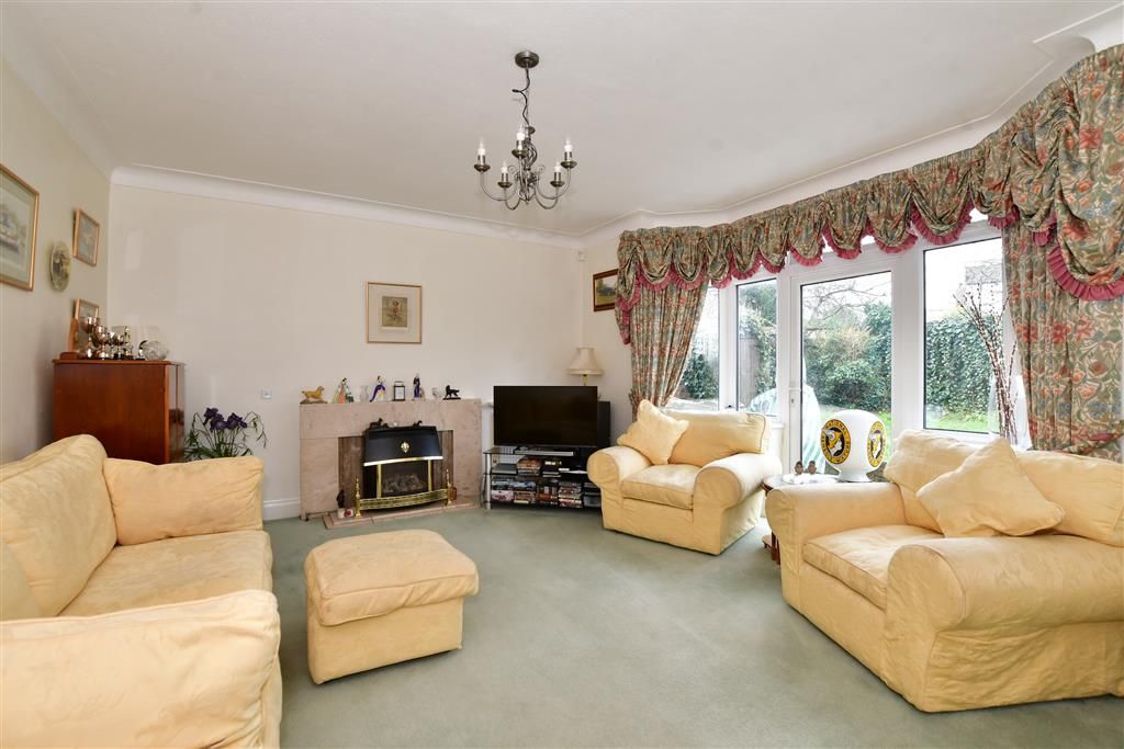 4 bed detached house for sale in Sandy Lane South, South Wallington, Surrey SM6, £750,000