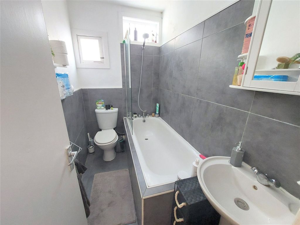 5 bed terraced house for sale in Ringstead Road, Catford SE6, £750,000