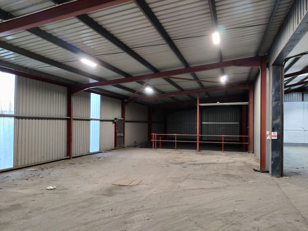 Light industrial to let in Bourtie Works, Bourtie Industrial Estate, Inverurie AB51, £35,000 pa