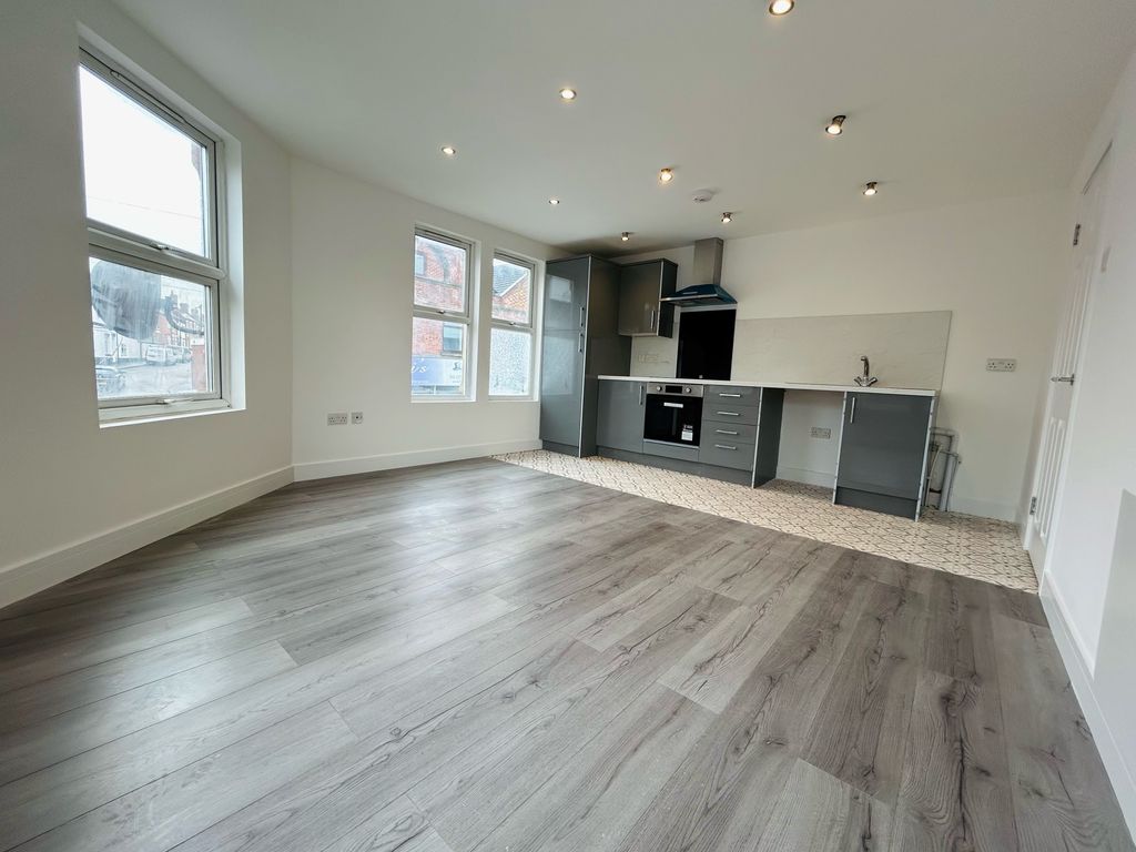 1 bed flat to rent in Loscoe Road, Heanor DE75, £650 pcm