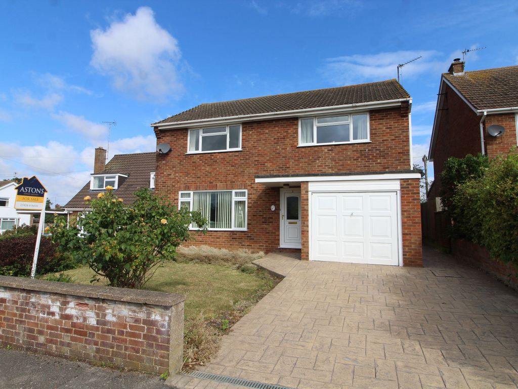 3 bed detached house for sale in Hill View, Sherington, Newport Pagnell MK16, £450,000