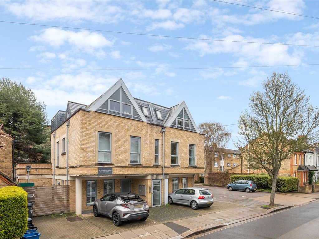 3 bed flat for sale in St Patricks House, 24A Grove Road, Barnes, London SW13, £895,000