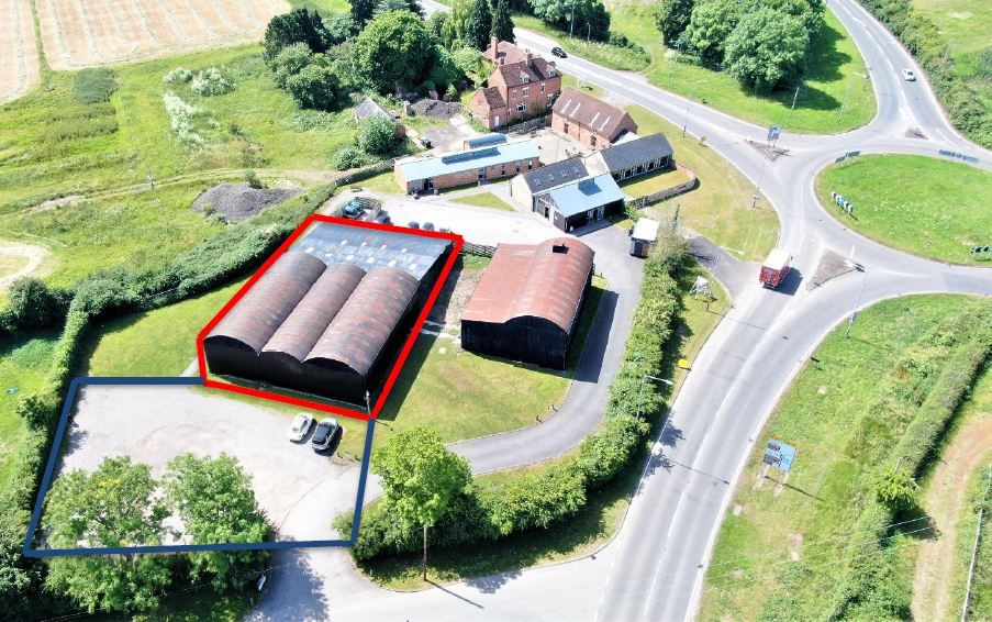 Industrial to let in Harwoods Barns, Ashorne, Warwick CV35, £57,200 pa