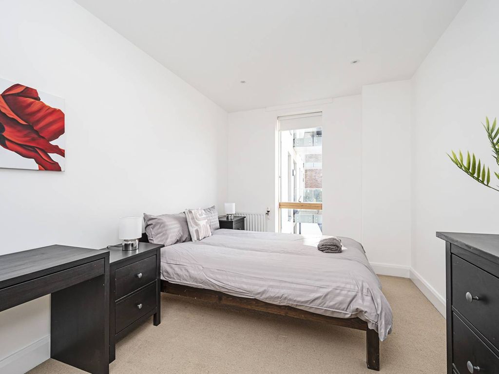 2 bed flat for sale in Barry Blandford Way, Bow, London E3, £350,000