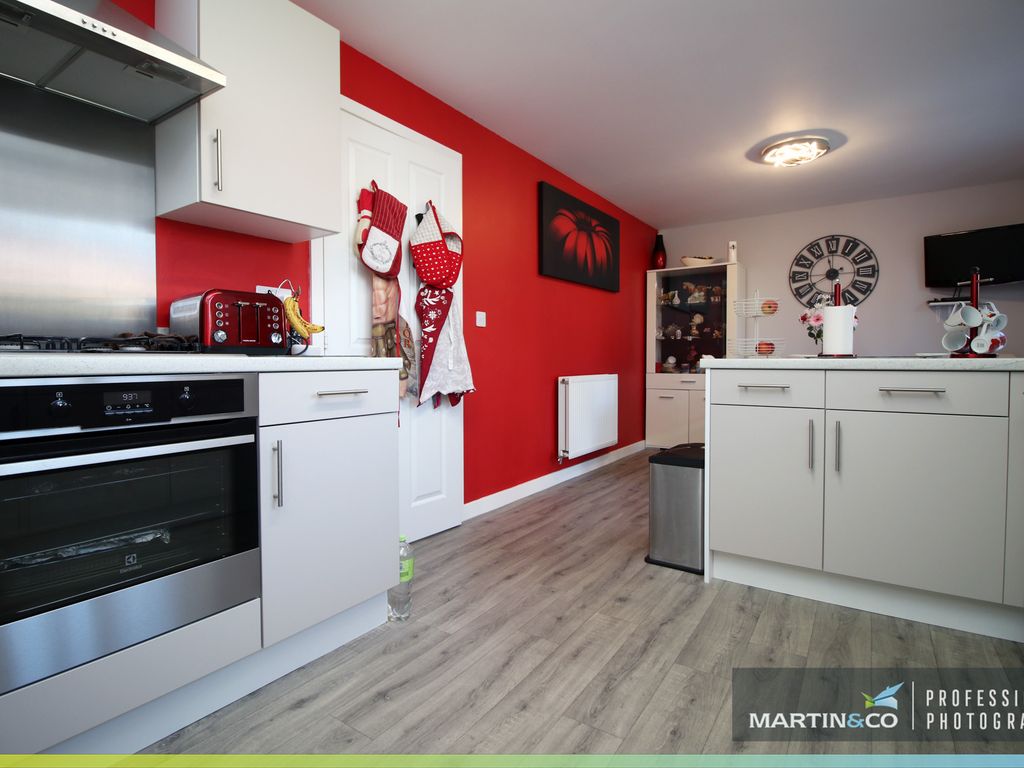 4 bed detached house for sale in Mortimer Avenue, Old St. Mellons, Cardiff CF3, £410,000