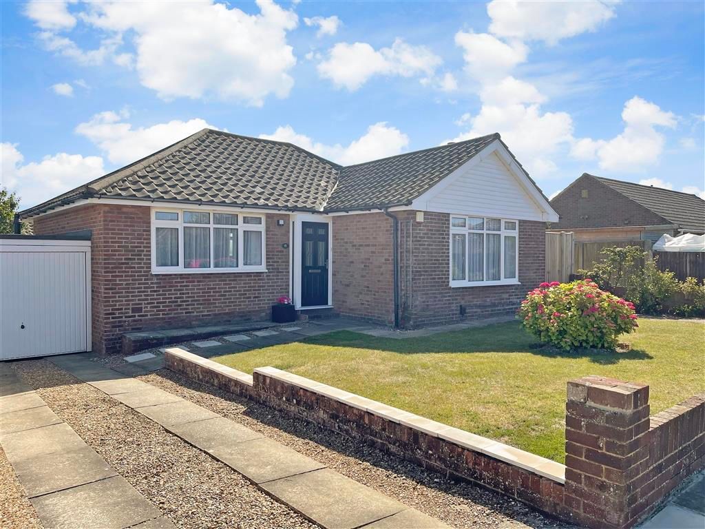 2 bed detached bungalow for sale in Downland Close, Woodingdean, Brighton, East Sussex BN2, £475,000