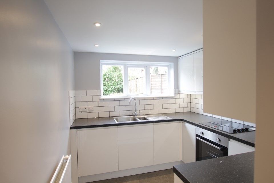 1 bed flat to rent in Reading Road, Pangbourne, Reading, Berkshire RG8, £1,050 pcm