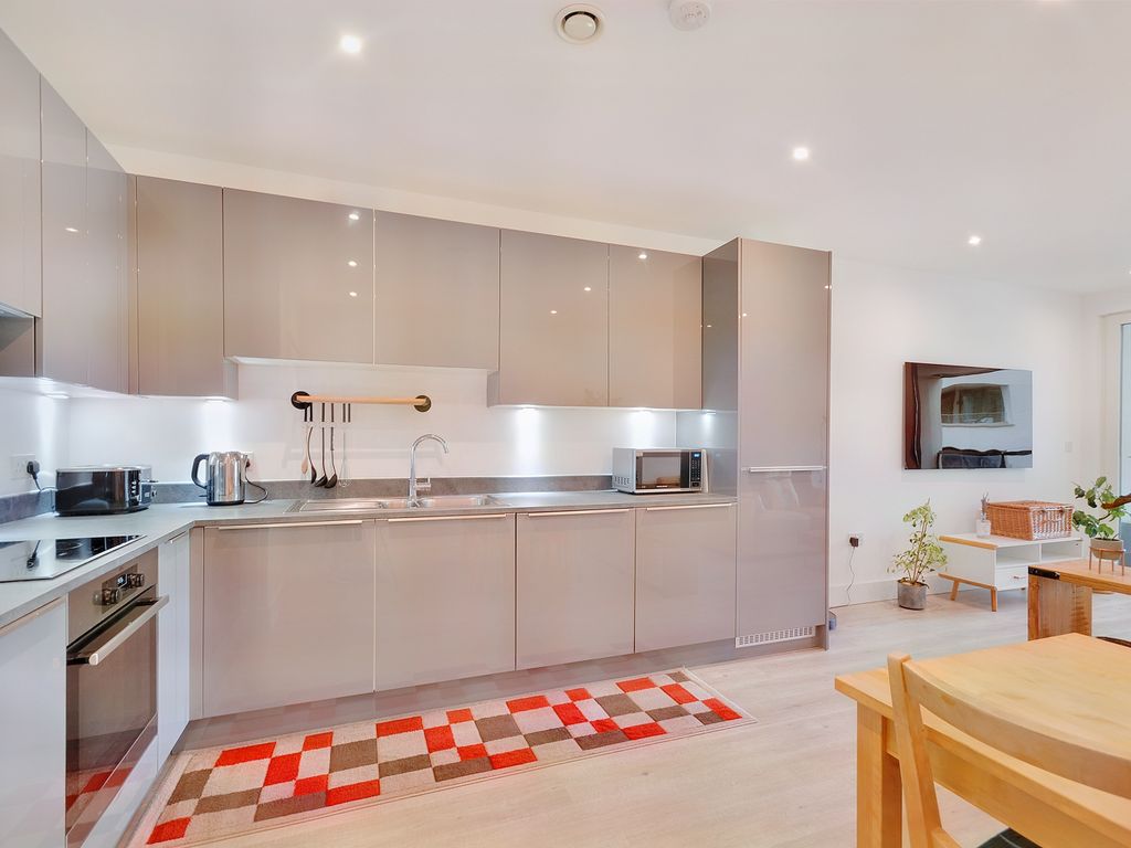 2 bed flat for sale in 4 Sterling Way, London N7, £760,000