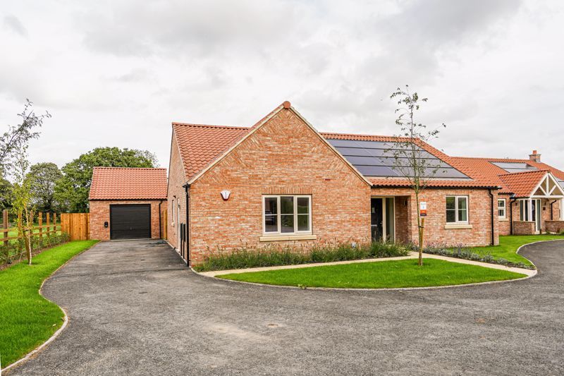 New home, 3 bed bungalow for sale in Plot 3, The Oak, Back Lane, Tollerton YO61, £679,950