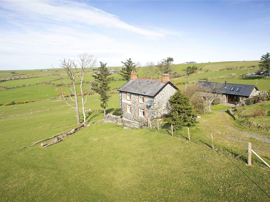 4 bed cottage for sale in Rhoslefain, Tywyn, Gwynedd LL36, £450,000