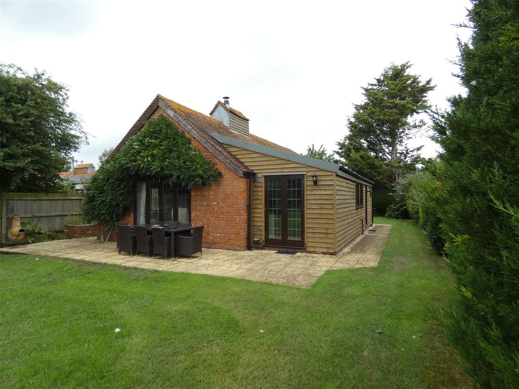 3 bed semi-detached bungalow for sale in Horwood, Wincanton, Somerset BA9, £600,000