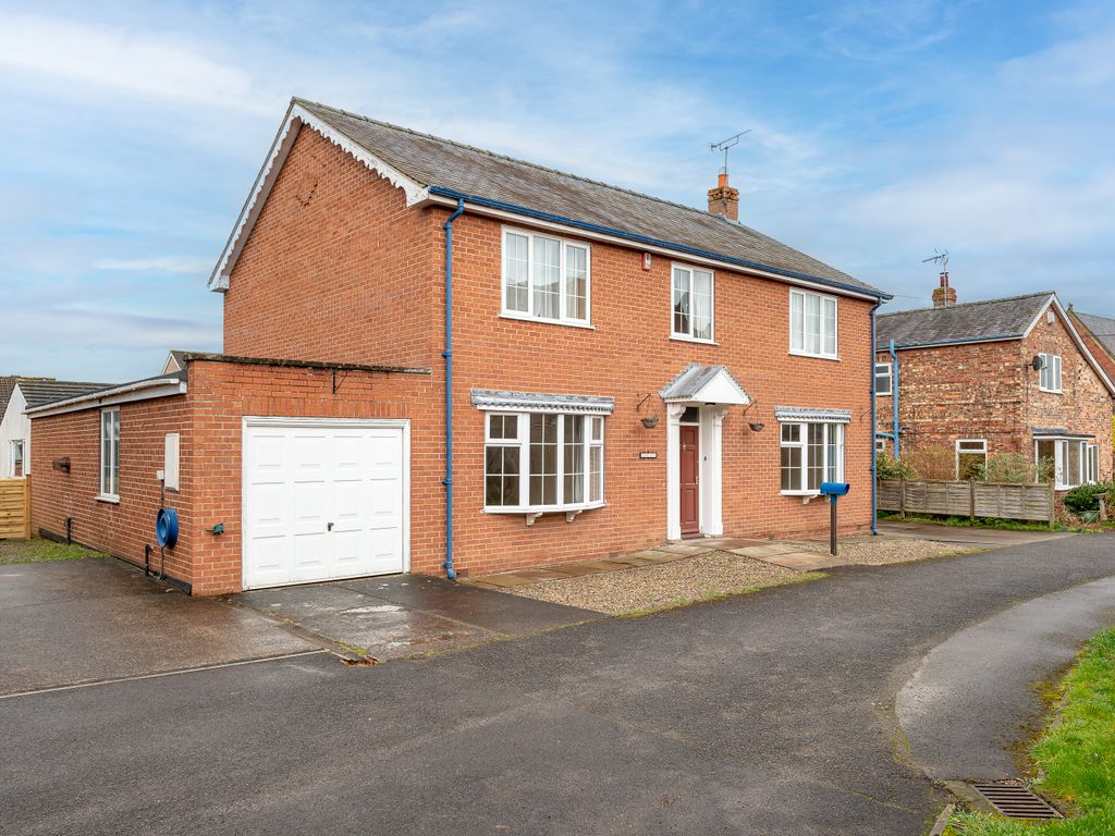4 bed detached house for sale in Vineries, Boroughbridge, York YO51, £450,000