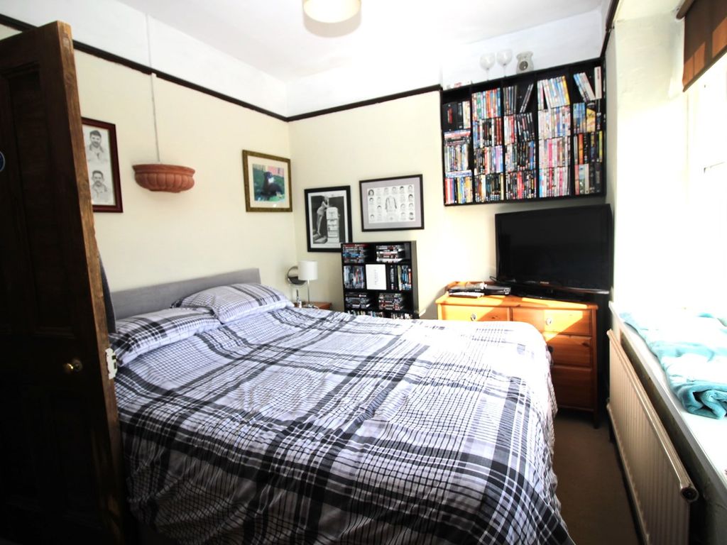 3 bed cottage for sale in Colhugh Street, Llantwit Major CF61, £399,995