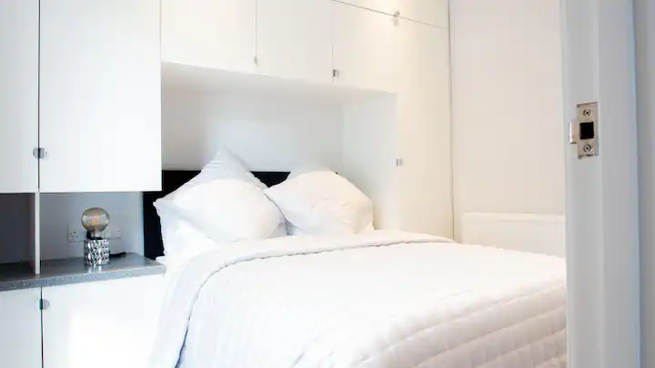 2 bed flat to rent in Albany Rd, Stratforduponavon CV37, £3,150 pcm