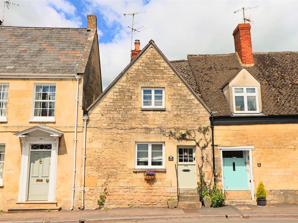 2 bed cottage for sale in Gloucester Street, Winchcombe, Cheltenham GL54, £395,000