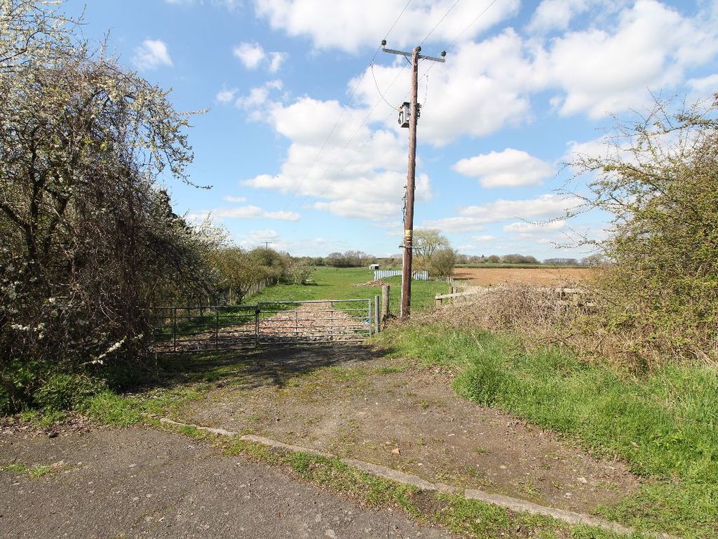Land for sale in Long Lane, Telford TF6, £360,000
