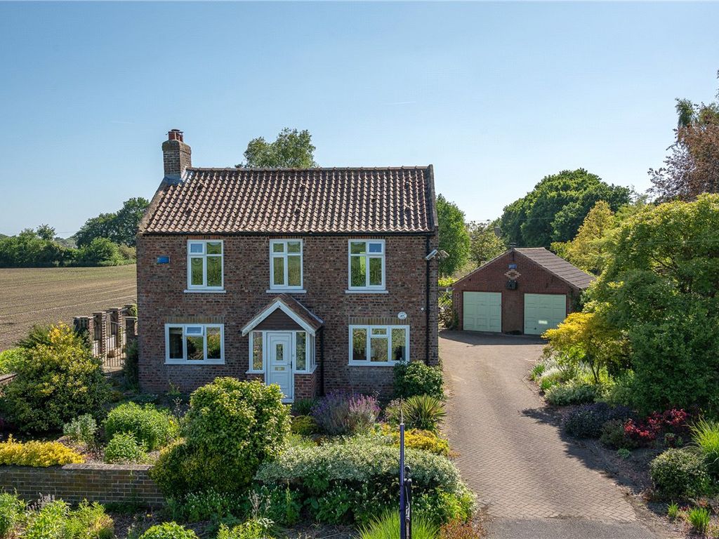 4 bed detached house for sale in Seaton Ross, York, East Yorkshire YO42, £495,000